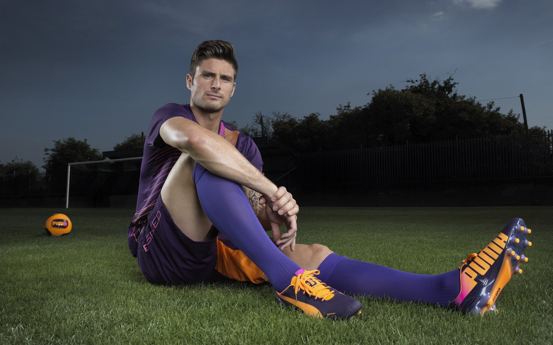 英超比赛中通过语言声调建模识别裁判指令的紧急等级，英超 裁判